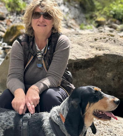 Jeanette Wichmann with George, Griffon Bleu de Gascogne